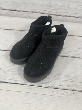 White Mountain Tomas Boots Women's Size 7.5 Black Suede Rhinestone Ankle Booties